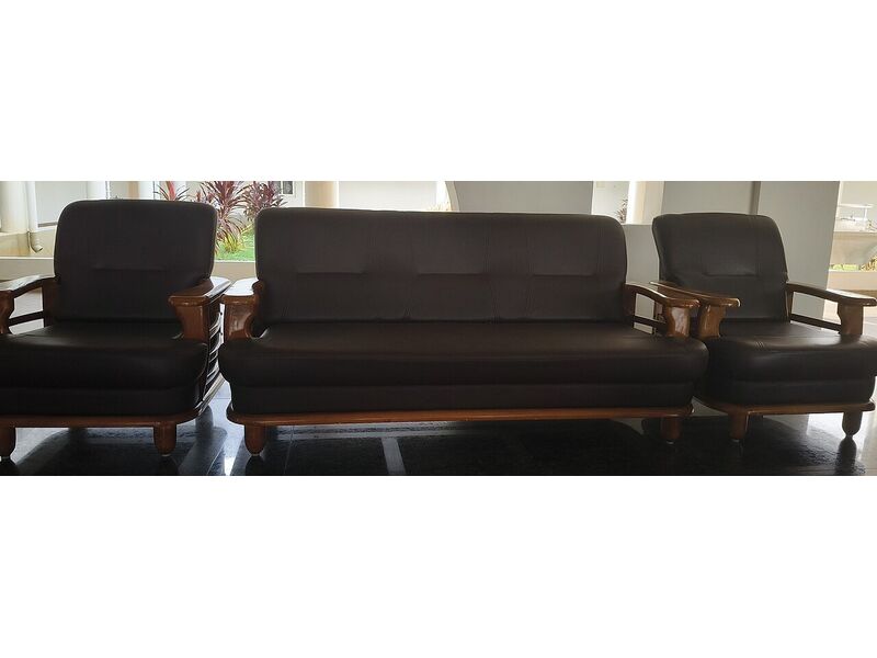 Salon lounge