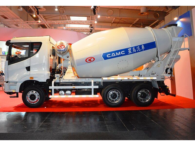 Camion-toupie (malaxeur) – 8 m³