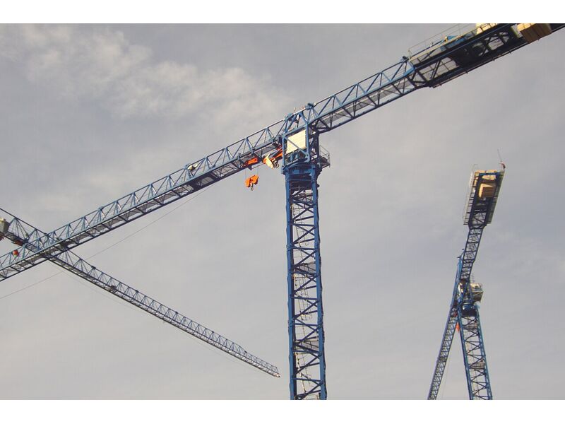 Grue à tour – avec grutier