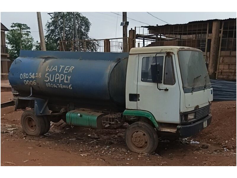 Camion-citerne eau potable – 10 m³