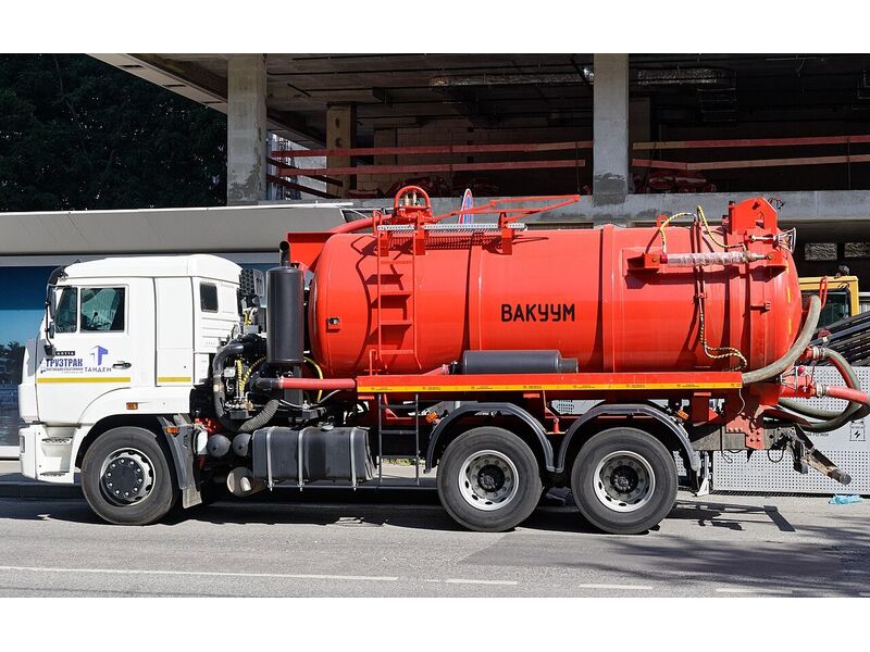 Hydrocureuse / camion de vidange