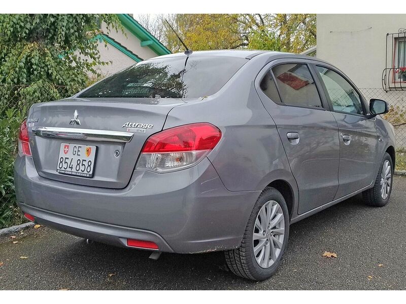 Voiture – berline, sans chauffeur