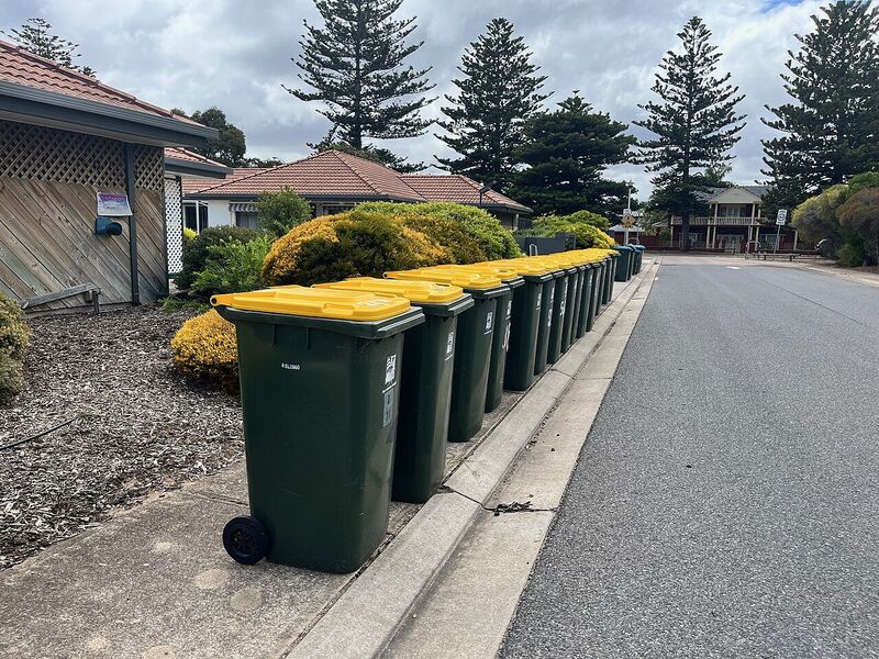 Poubelles et conteneurs à déchets – lot de 2 conteneurs